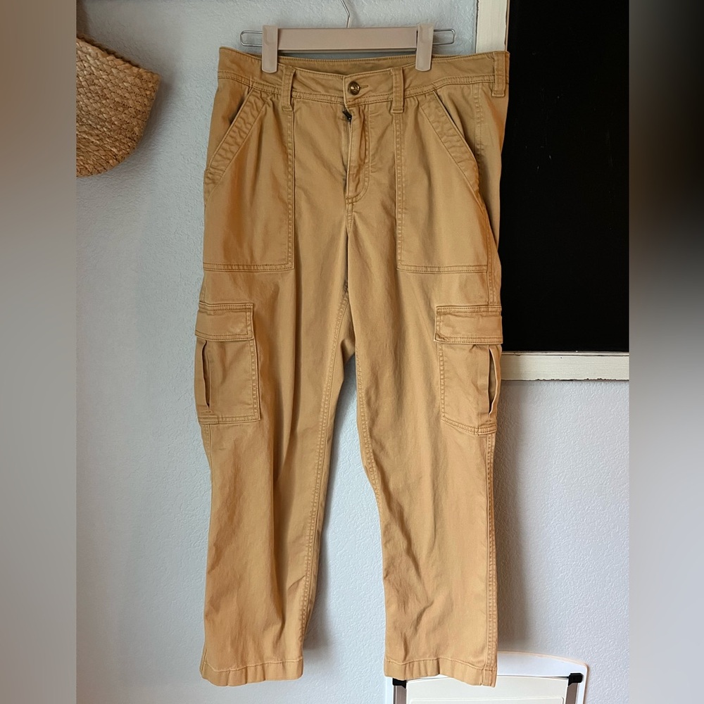 L.L. Bean Comfort Stretch Pants, Mid-Rise‎ Straight-Leg Cargo 10 Petite